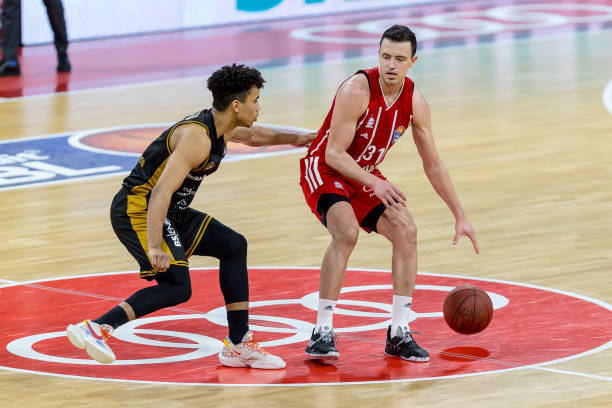 更是足球这 更是足球这